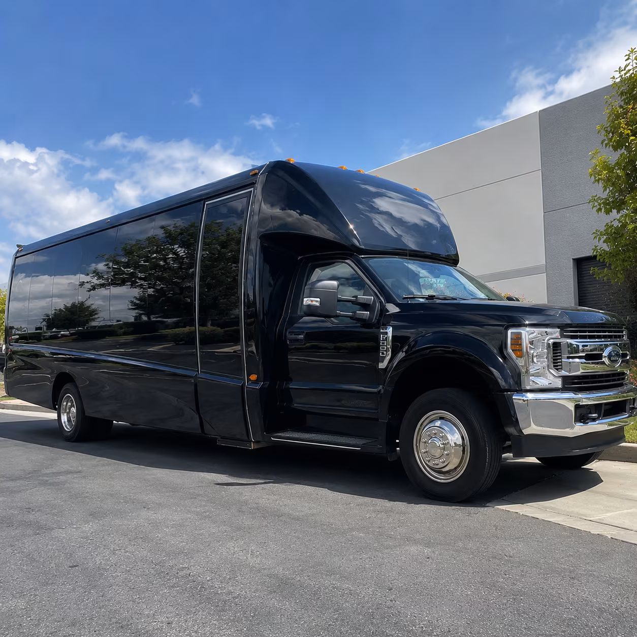 charter buses for c m russell museum and great falls art district field trips